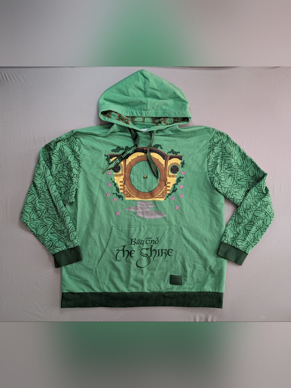 Loungefly Lord Of The Rings Hoodie Unisex  XL The Shire Bag End
